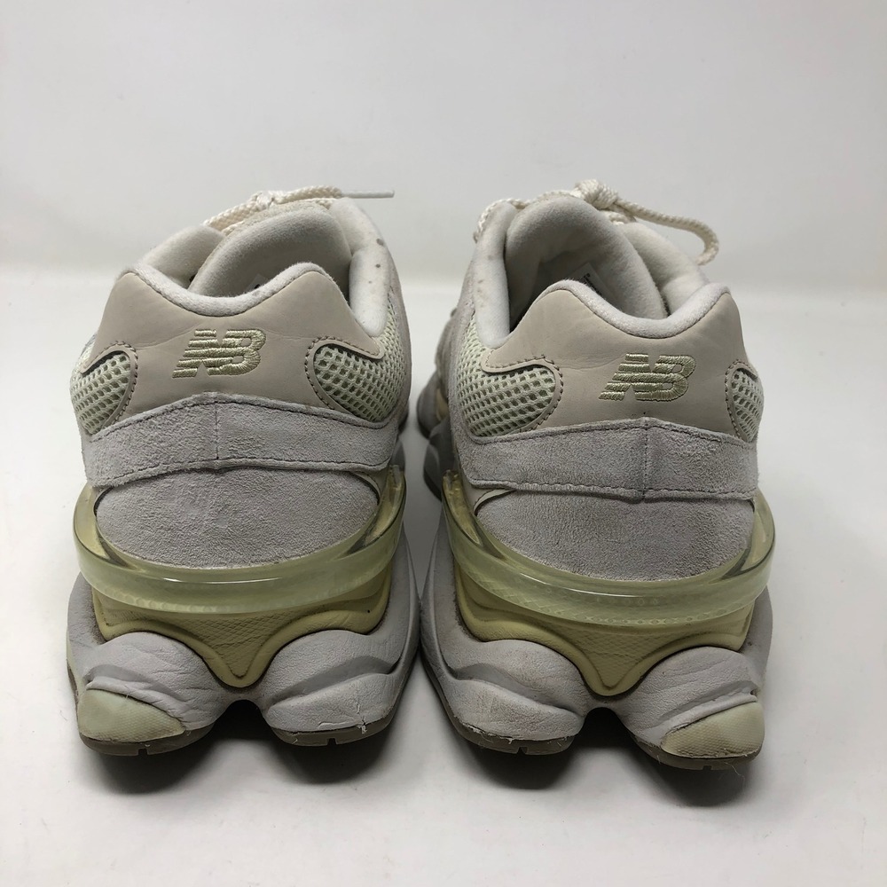 New Balance 9060 Sneakers Men 8 Women 9.5 Unisex Sea Salt Moonbeam Streetwear - Picture 5 of 15